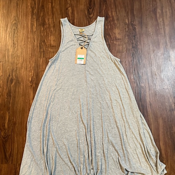 True Craft Dress Size XL Extra Large Sleeveless Gray Criss Cross V Neck Ribbed - Picture 2 of 2